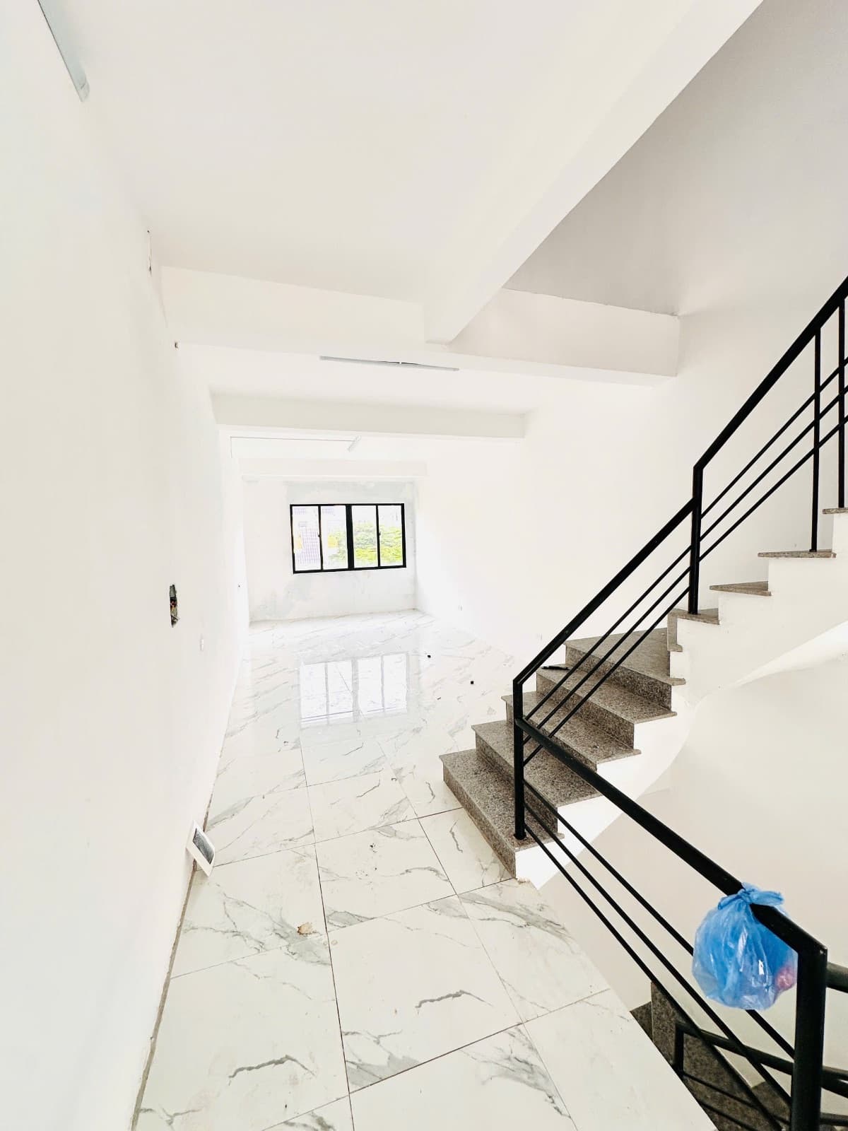 Cho thuê Liền kề 80m² 5 tầng 6PN, Phường Dương Nội, Hà Nội — ảnh 4 trong 5