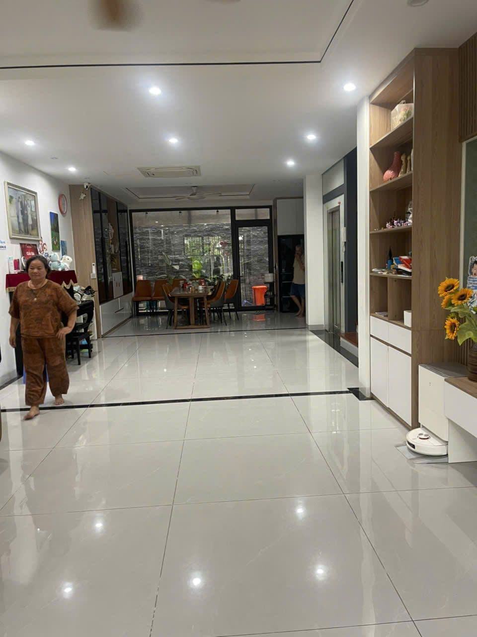 Hàng hiếm Cho thuê Liền kề 100m2 Khu đô thị Geleximco Lê Trọng Tấn 75 triệu/tháng — ảnh 2 trong 5