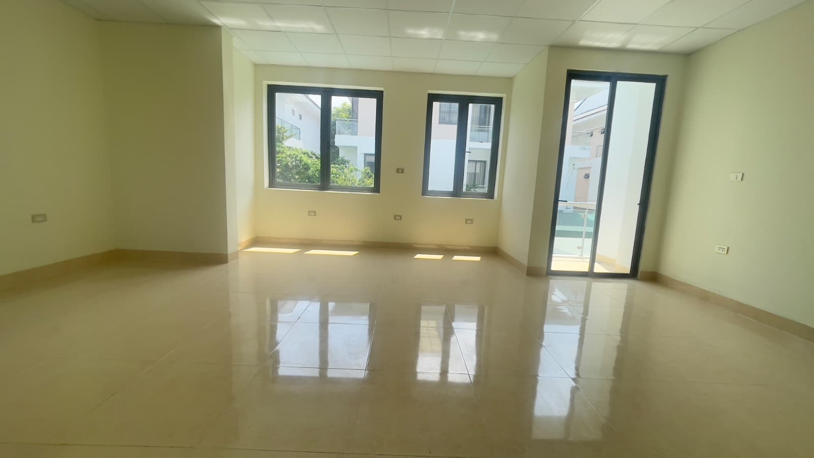 Chính chủ Cho thuê Biệt thự Khu đô thị Dương Nội 202m2 4 phòng ngủ — ảnh 4 trong 6