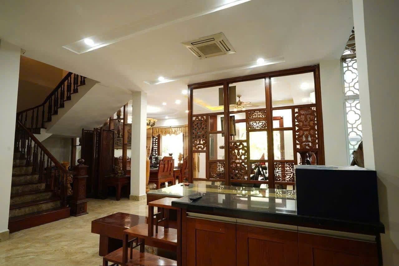 Vị trí đắc địa Cho thuê Biệt thự 240m2 4 tầng 6 phòng ngủ tại Khu đô thị An Hưng Phường Dương Nội 3