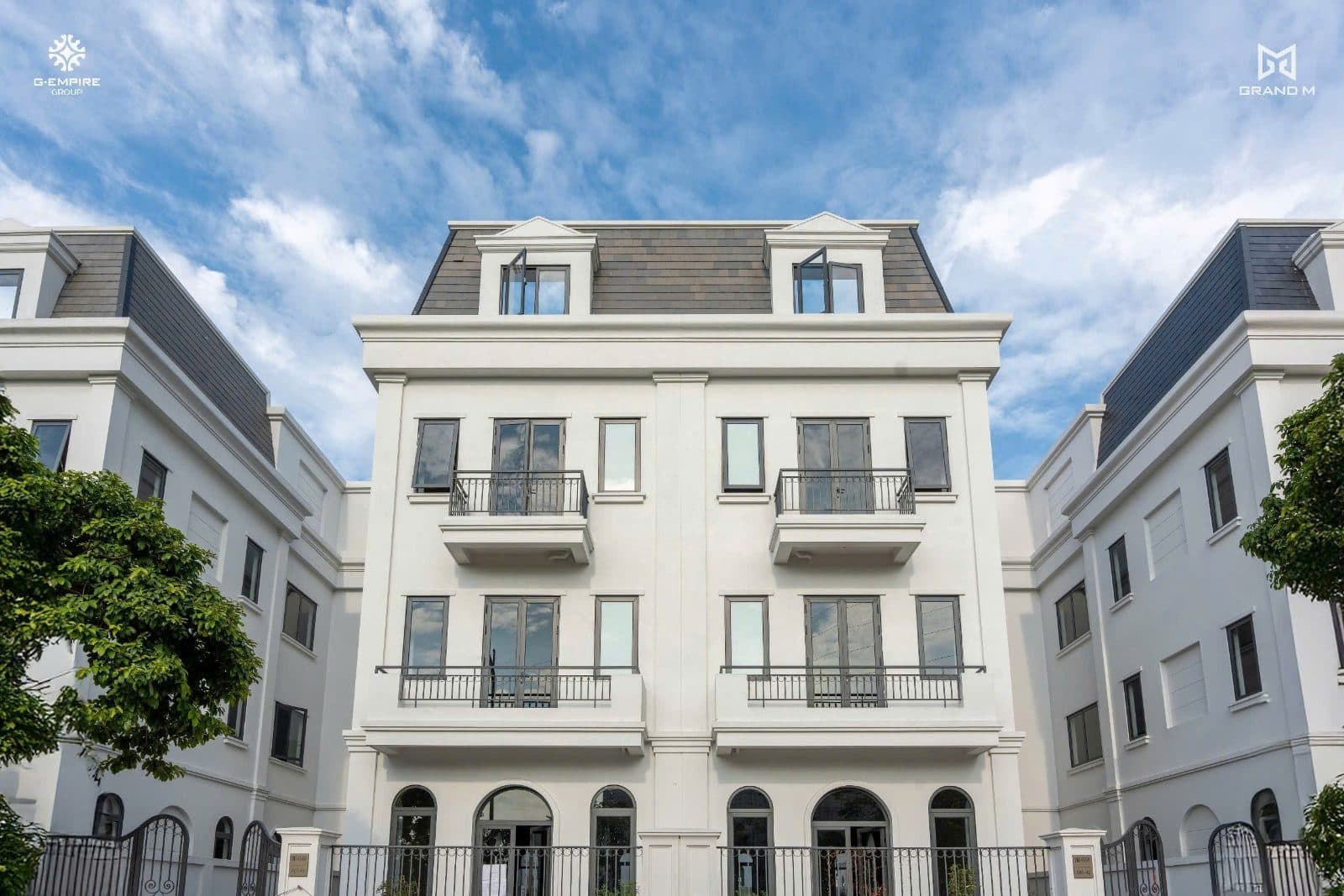 Bán biệt thự Solasta Mansion Q01.18, 212,5m2 đất, 32,56 tỷ