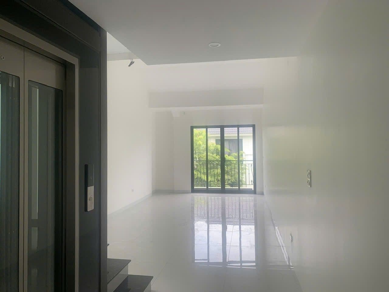 Cho thuê Liền kề 80m² 4 tầng 5PN, Phường Dương Nội, Hà Nội