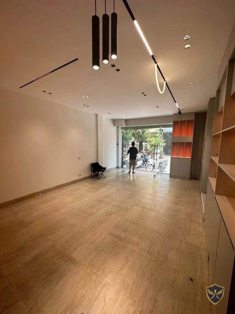 Townhouse for rent in An Hung Urban Area, 82.5 m², 5 floors — Photo 3 of 7
