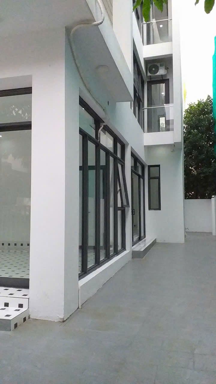 Hiếm Cho thuê Biệt thự 200m2 Khu đô thị Dương Nội 35 triệu/tháng
