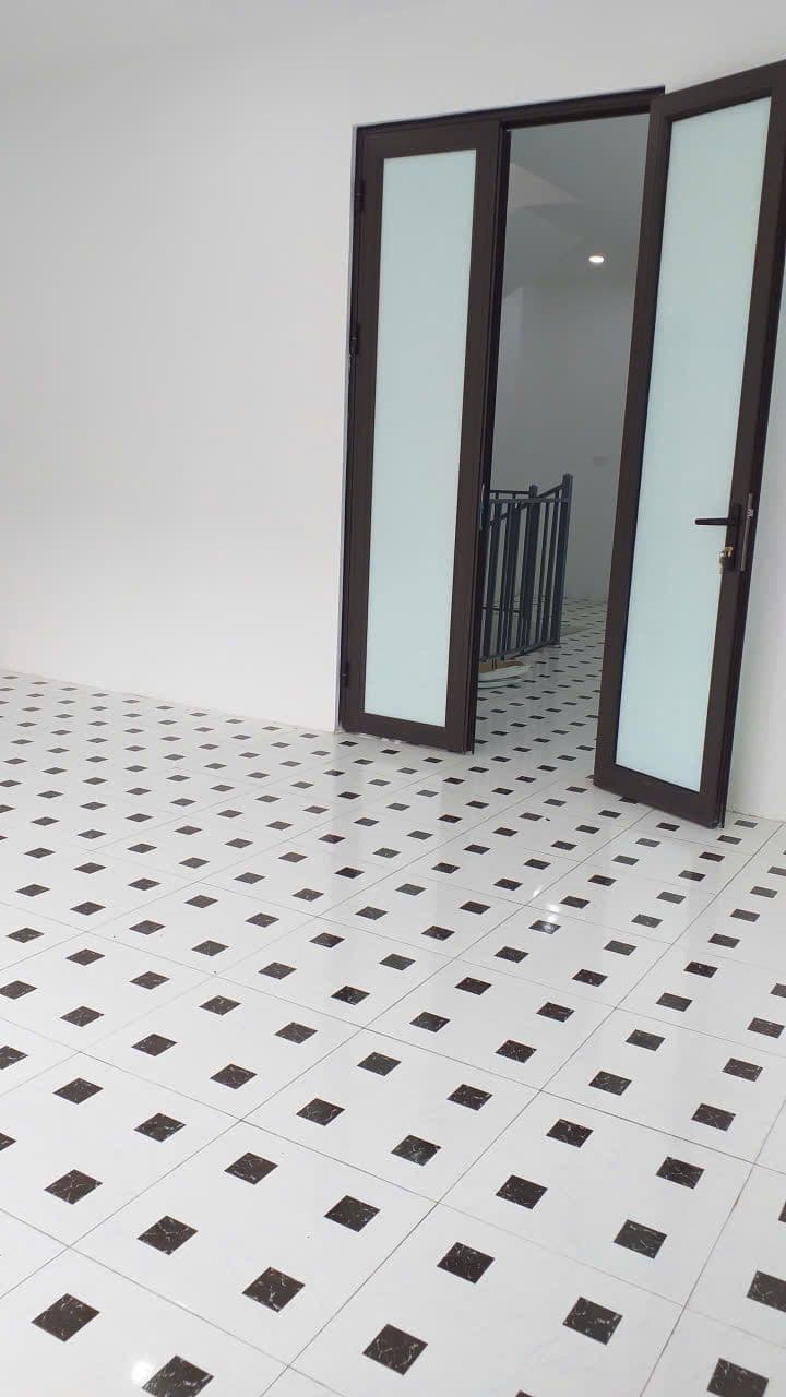 Hiếm Cho thuê Biệt thự 200m2 Khu đô thị Dương Nội 35 triệu/tháng — ảnh 2 trong 5