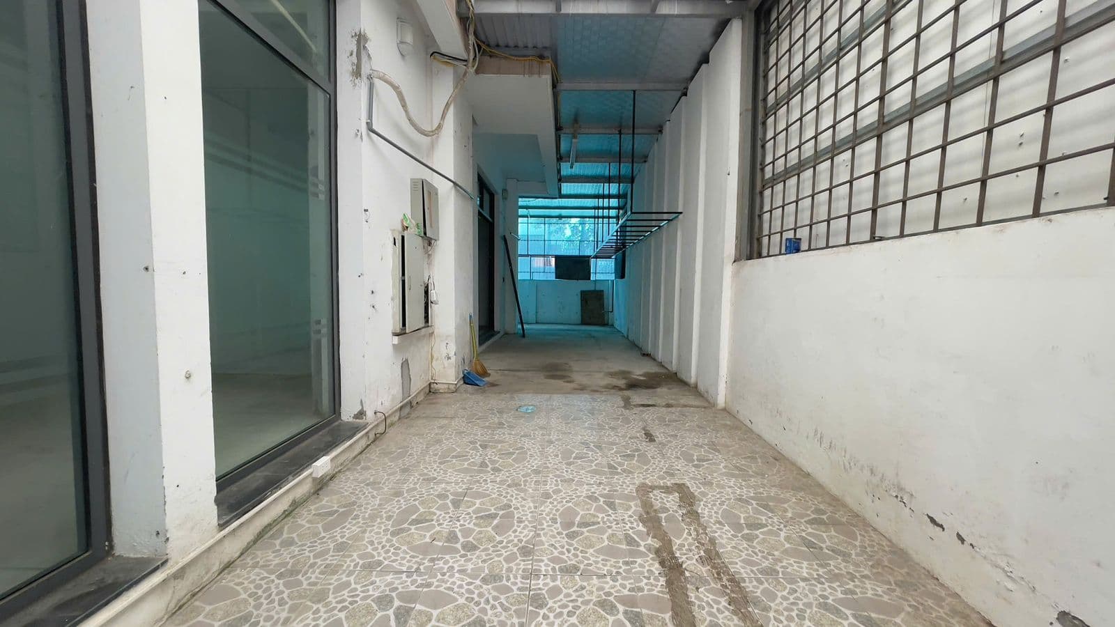 Hiếm Cho thuê Biệt thự 180m2 Khu đô thị Dương Nội, khu dân trí cao — ảnh 2 trong 5