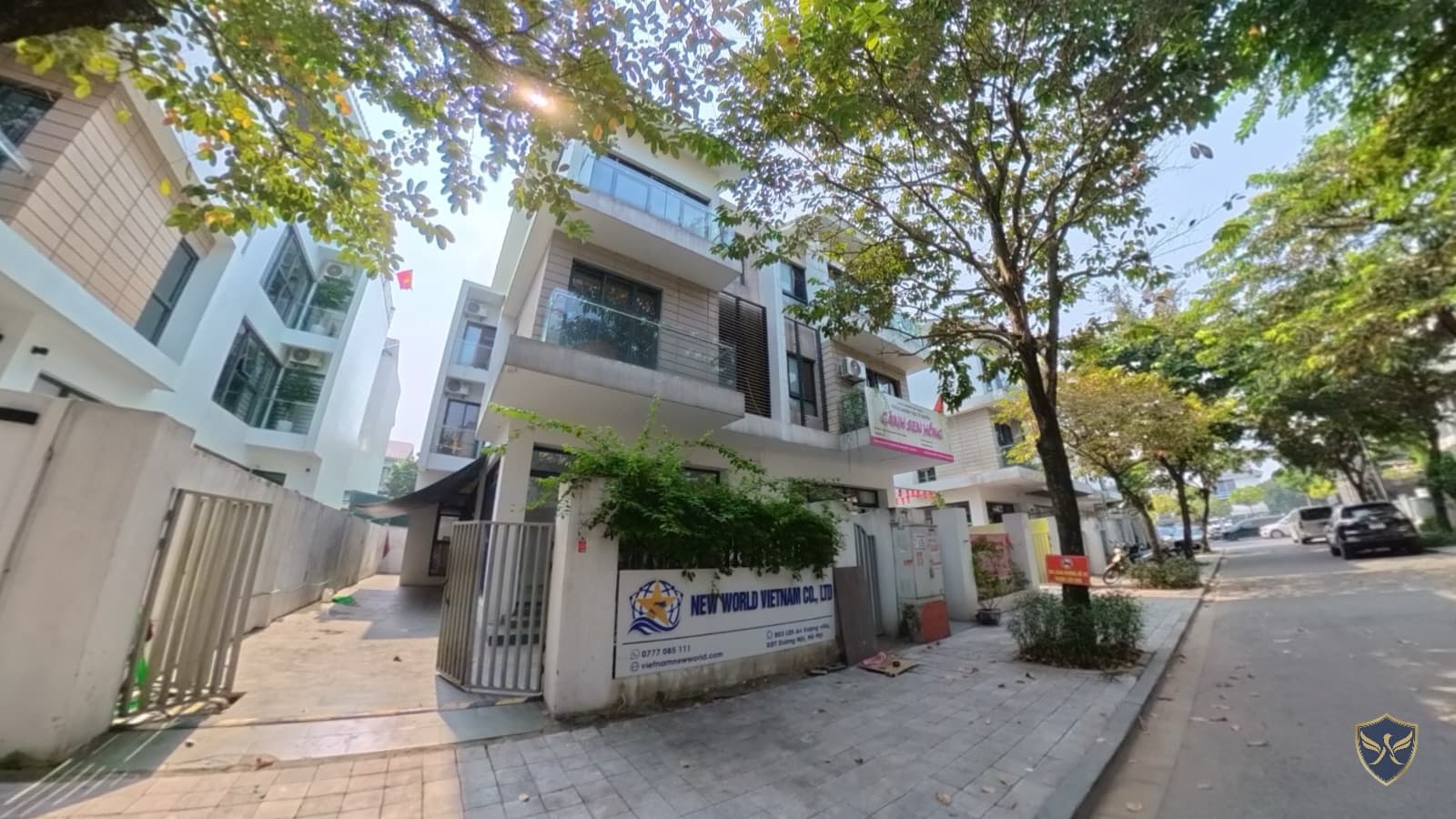 Cho thuê nguyên căn nhà biệt thự phường Dương Nội, 180m2 - mặt tiền phố, mở cửa hàng, làm văn phòng
