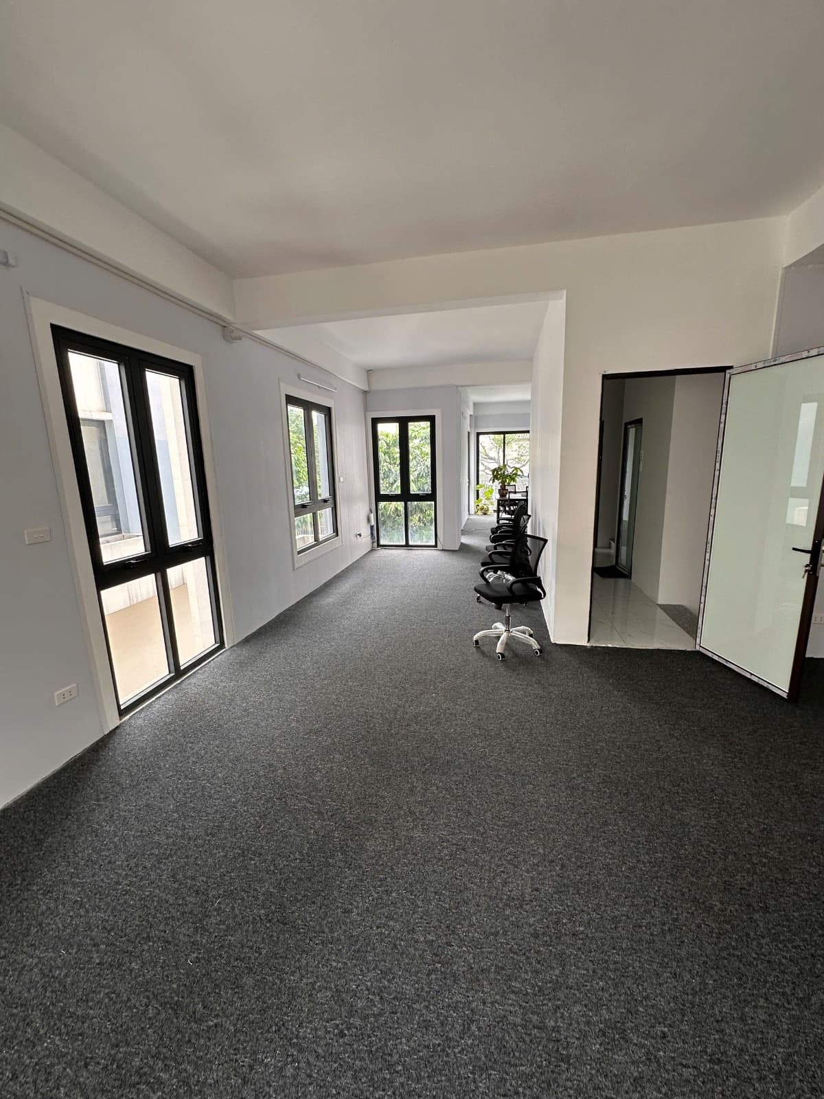 Duy nhất Cho thuê Biệt thự Khu đô thị Dương Nội 180m2 4 tầng — ảnh 3 trong 9