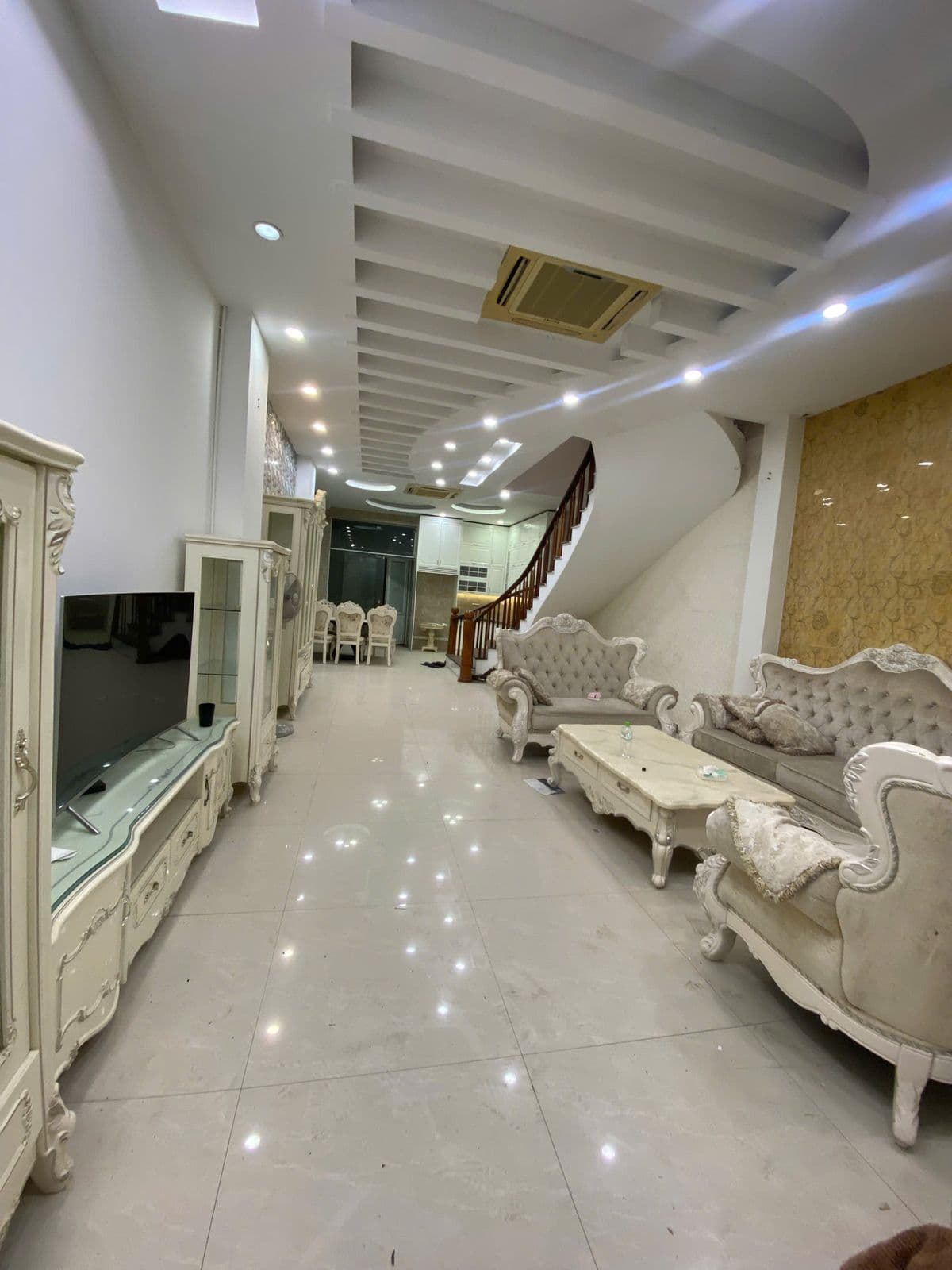 Cho thuê Liền kề 120m2 Khu đô thị Geleximco Lê Trọng Tấn 33 triệu/tháng — ảnh 2 trong 5