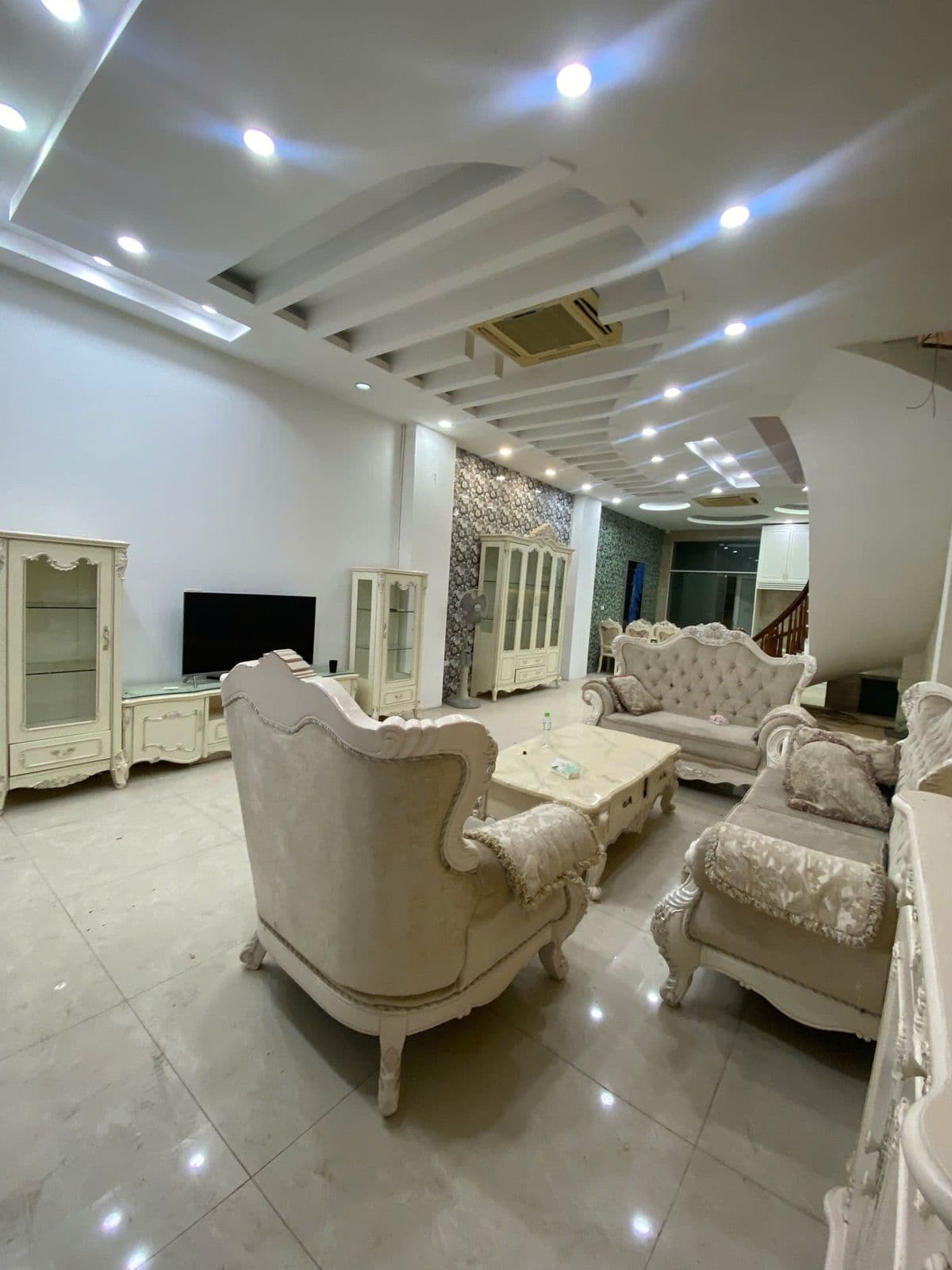Cho thuê Liền kề 120m2 Khu đô thị Geleximco Lê Trọng Tấn 33 triệu/tháng — ảnh 3 trong 5