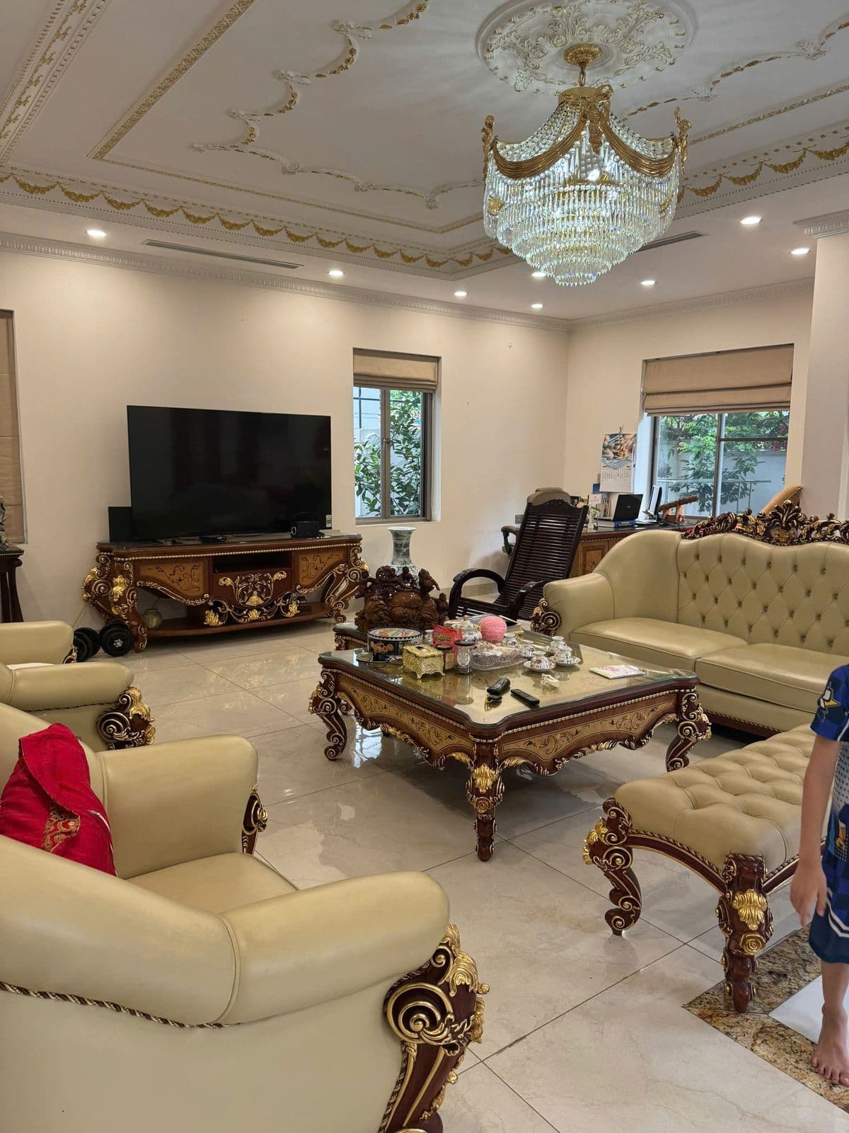 Vị trí đẹp Cho thuê Liền kề 150m2 5 tầng Khu đô thị Geleximco Lê Trọng Tấn