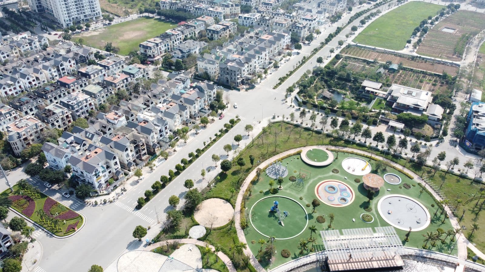 Hiếm Cho thuê Biệt thự Khu đô thị Dương Nội 198m2, khu dân trí cao — ảnh 2 trong 5