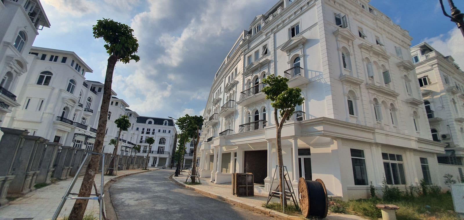 Siêu phẩm Cho thuê Liền kề Louis City Đại Mỗ 100m2 5 tầng, kinh doanh sầm uất — ảnh 4 trong 5