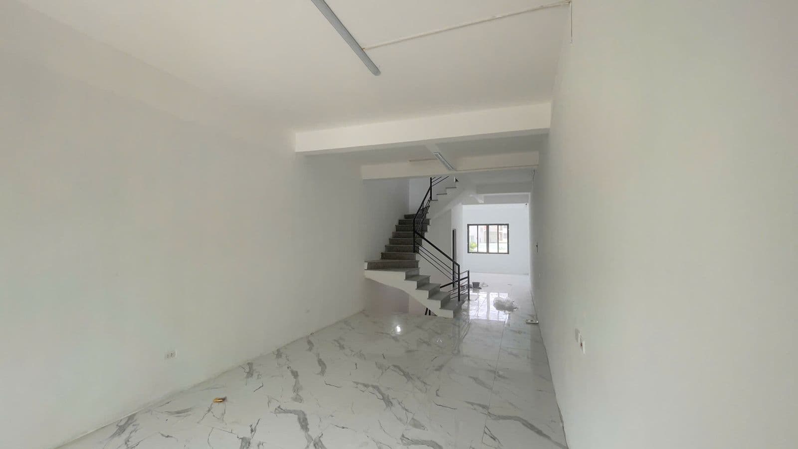 Mặt bằng đẹp Cho thuê Liền kề 100m2 5 tầng Khu đô thị Geleximco Lê Trọng Tấn — ảnh 3 trong 5