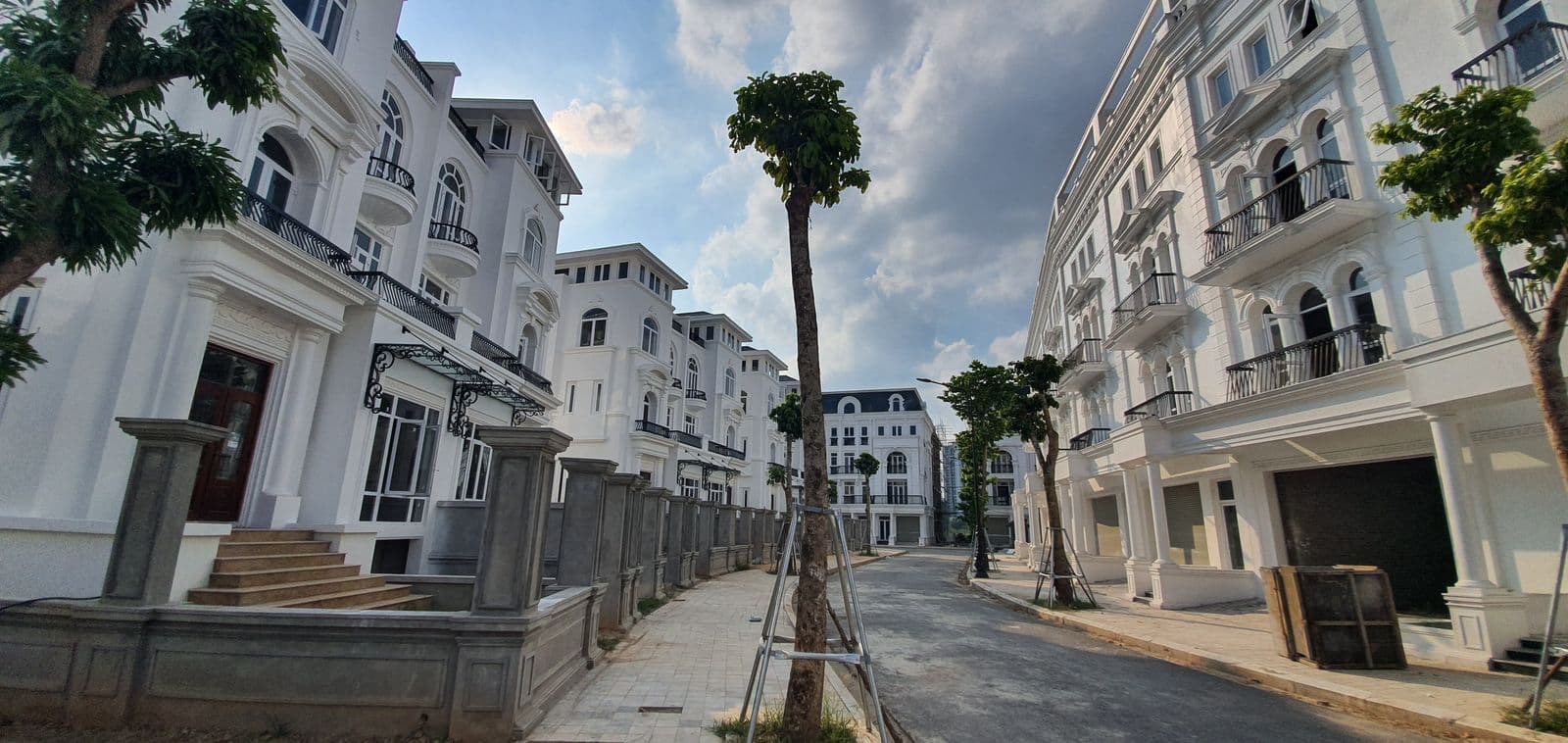 Cho thuê Liền kề 100m2 tại Louis City Đại Mỗ, vị trí đắc địa — ảnh 4 trong 5