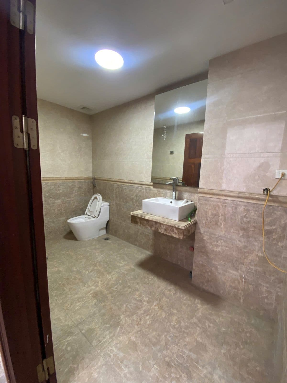Cực hiếm Cho thuê Liền kề Khu đô thị Geleximco Lê Trọng Tấn 130m2 5 tầng — ảnh 4 trong 5