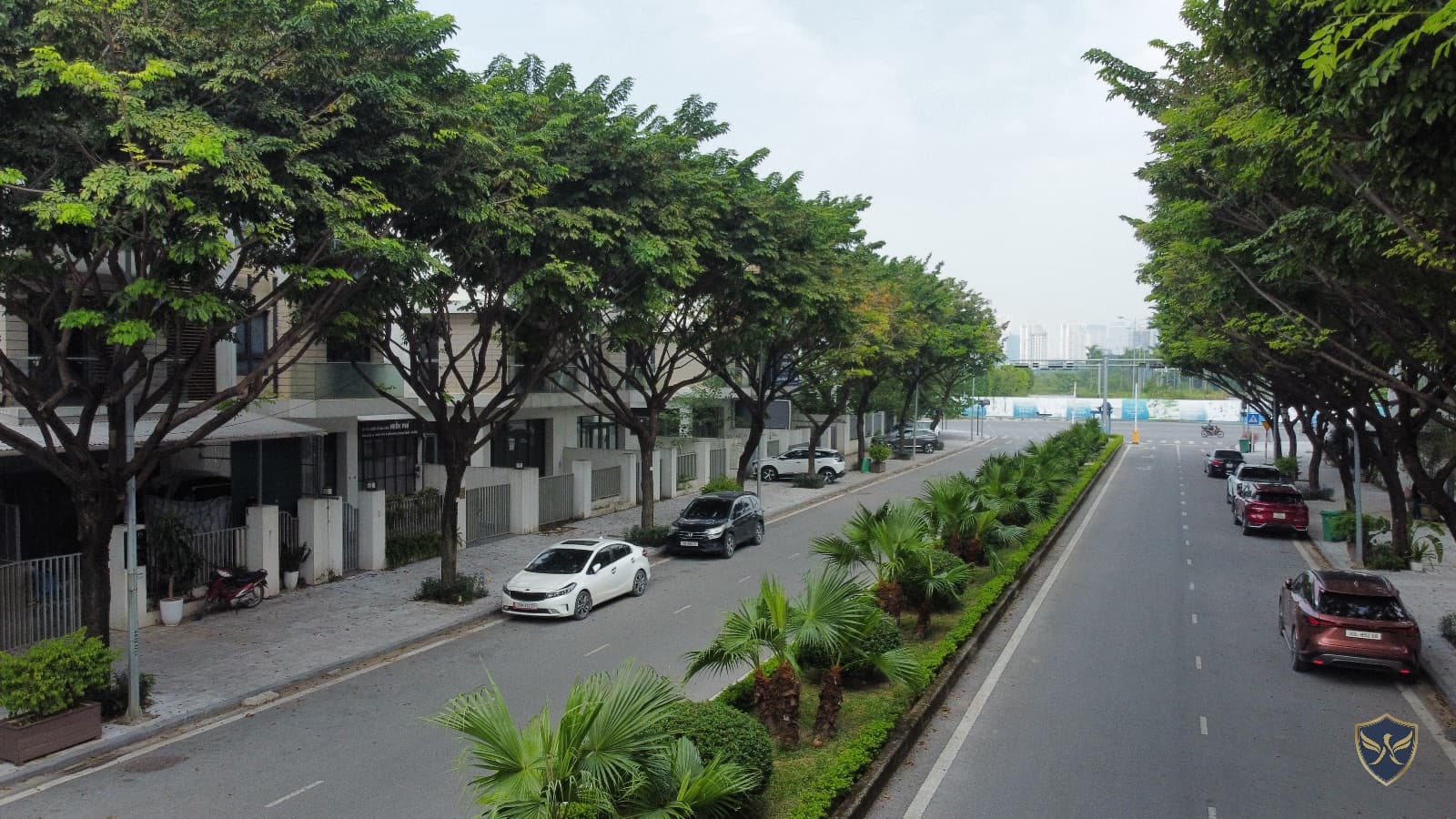 Cho thuê biệt thự 180m2 Khu đô thị Dương Nội - mặt tiền 9m, gần AEON Mall Hà Đông