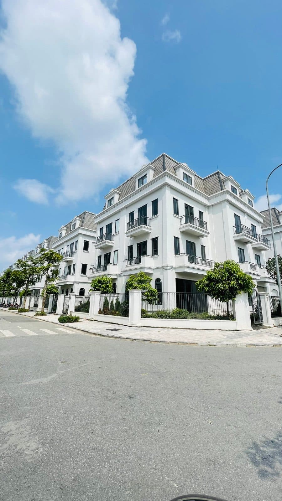 Căn R01.36 Solasta Mansion, biệt thự 212,5m2 4 tầng, Phường Dương Nội