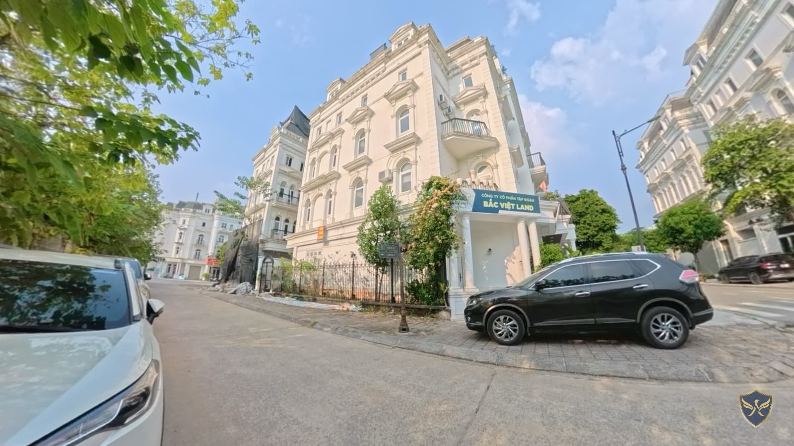 Cho thuê liền kề Đại Mỗ 142,9m2, mặt tiền 25m, mặt phố, hướng Đông Nam mát, ở kết hợp kinh doanh