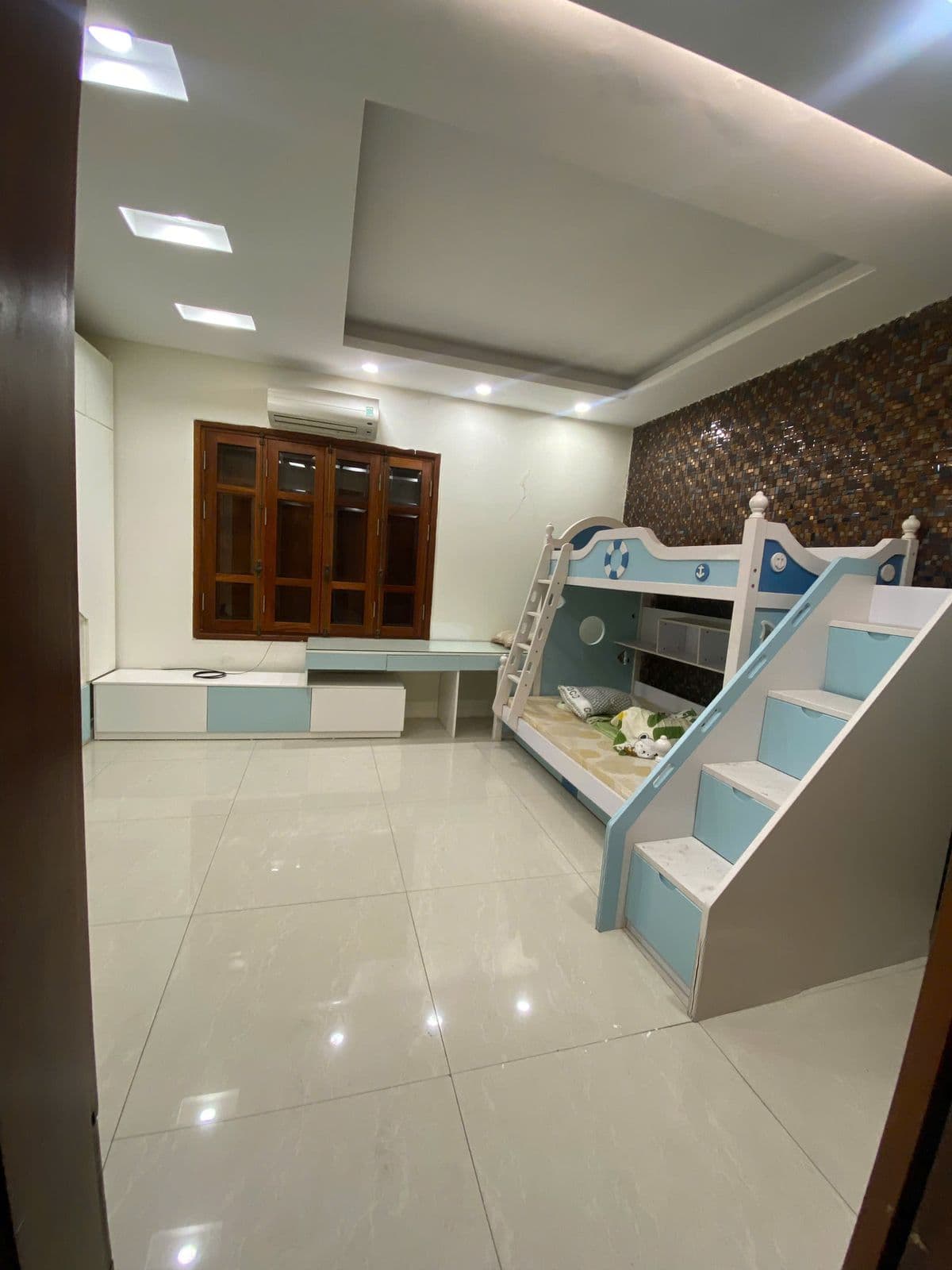 Cho thuê Liền kề Khu đô thị Geleximco Lê Trọng Tấn 120m2 5 tầng — ảnh 3 trong 5