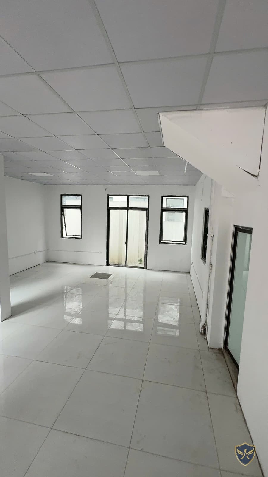 Villa for rent in Duong Noi Urban Area, 189 m² — Photo 2 of 6