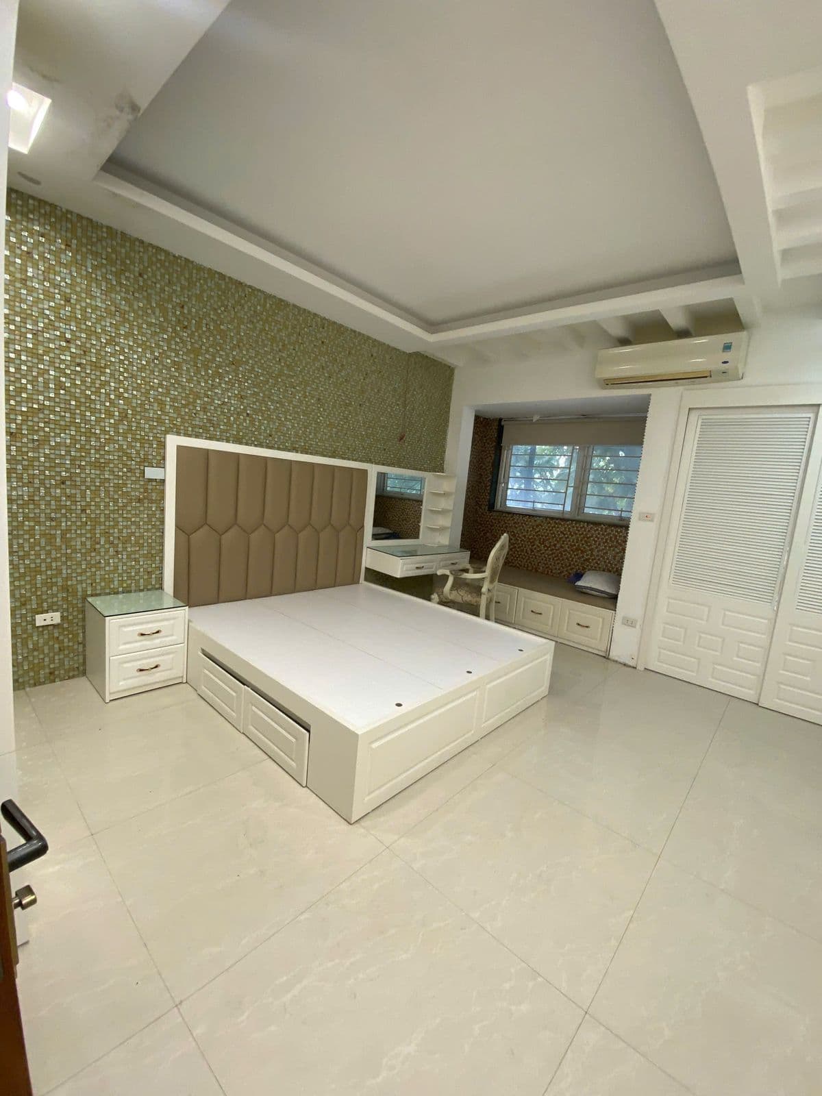 Siêu phẩm Cho thuê Liền kề Khu đô thị Geleximco Lê Trọng Tấn 120m2 — ảnh 3 trong 5