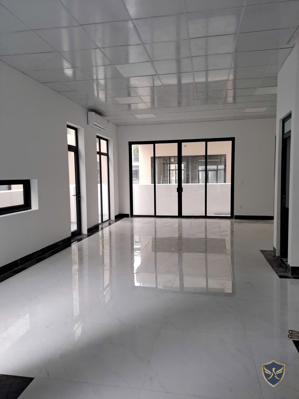 Villa for rent in Duong Noi Urban Area, 182.25 m² — Photo 2 of 8