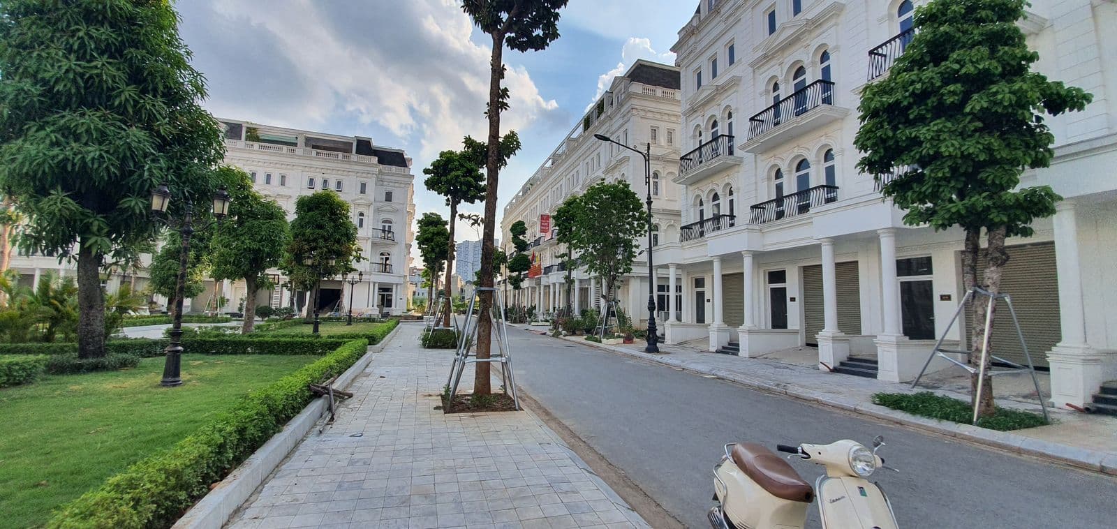Vị trí đắc địa Cho thuê Liền kề 100m2 tại Louis City Đại Mỗ, kinh doanh sầm uất — ảnh 3 trong 5